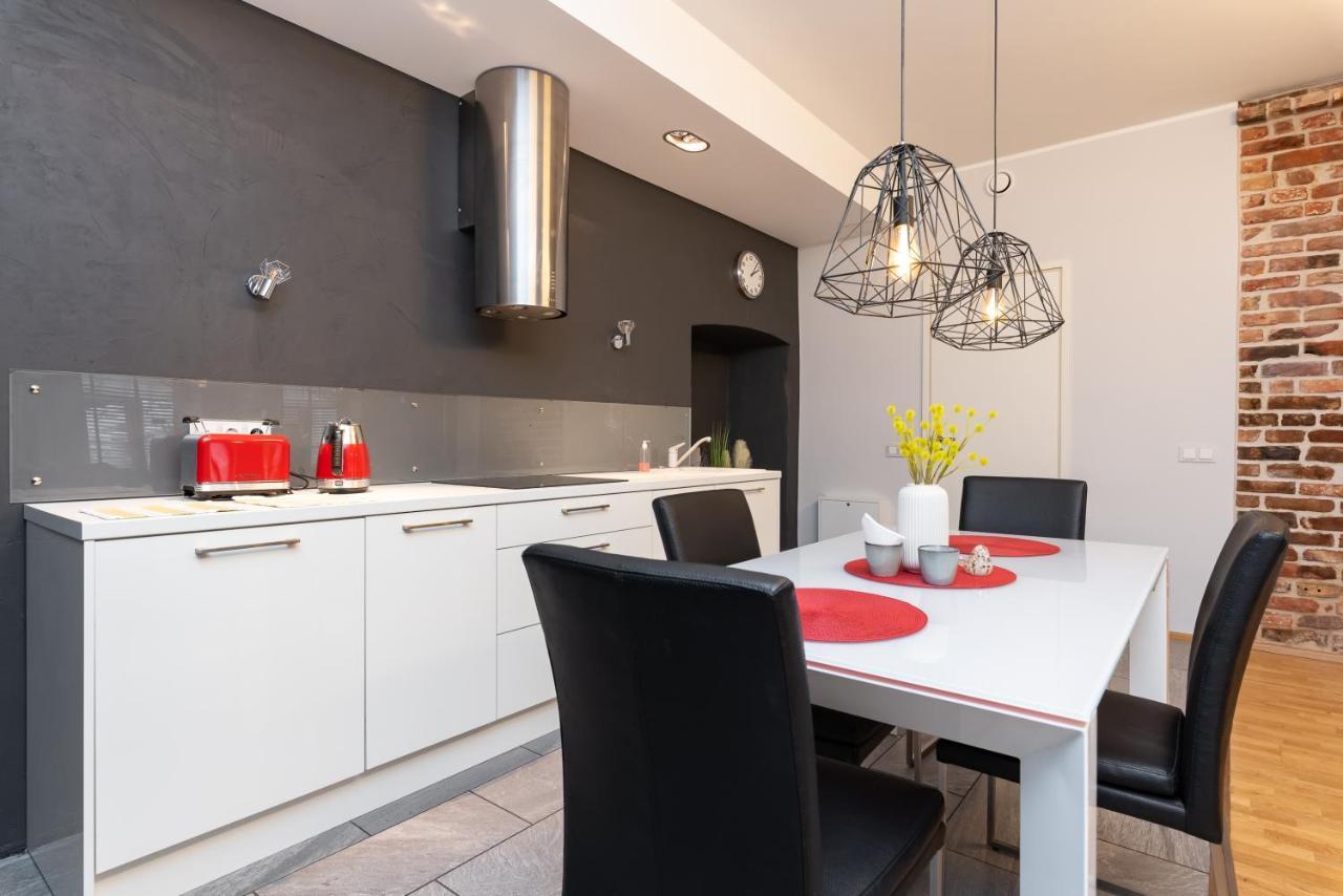 Stylish Apartment With Parking In Telliskivi تالين المظهر الخارجي الصورة